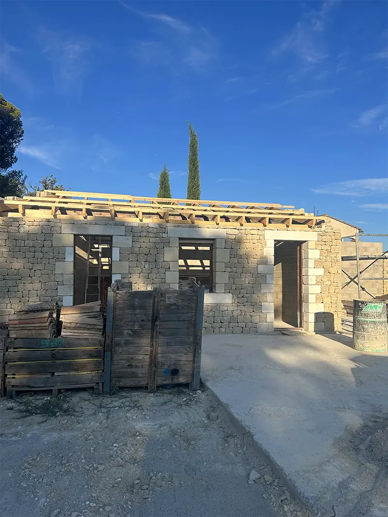 constructeur-maison-pierre-apt-1