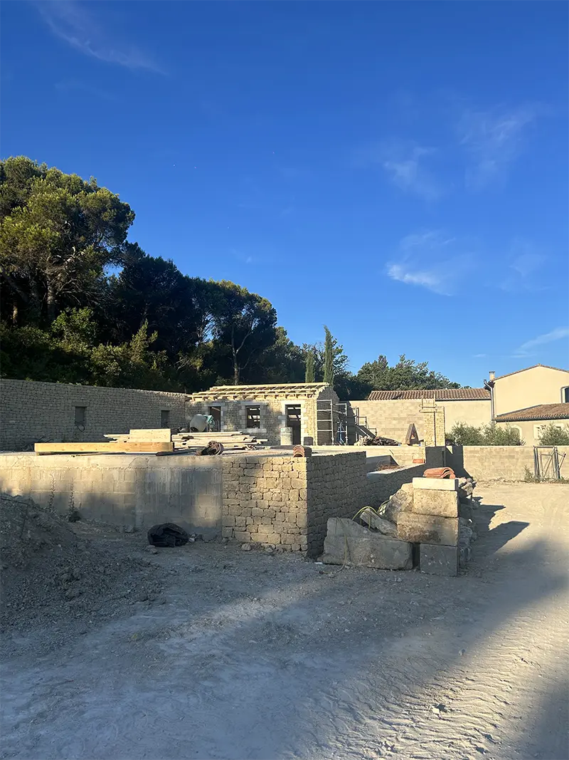 constructeur-maison-pierre-apt-13