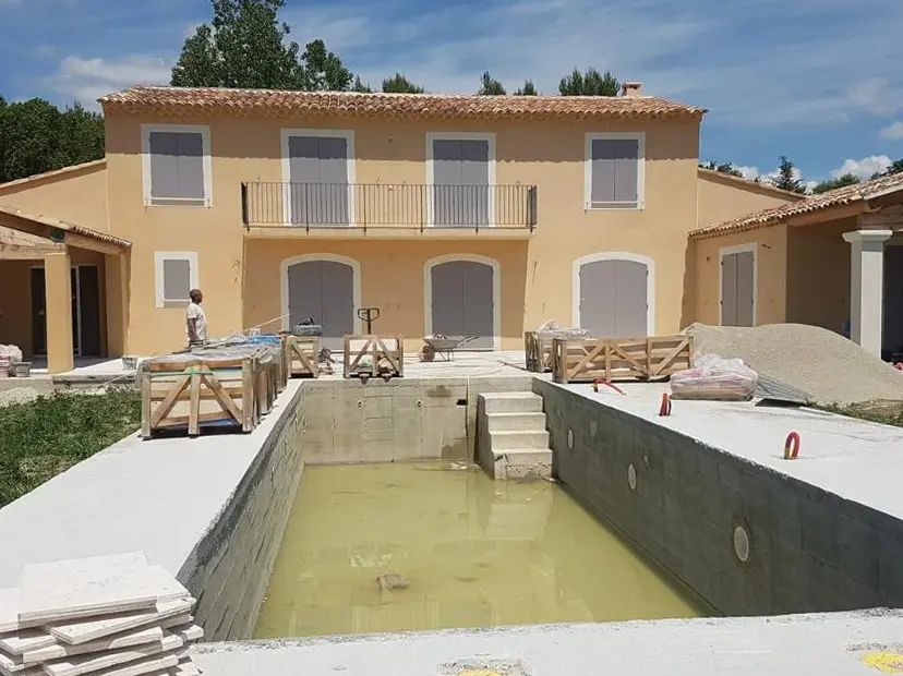 constructeur-maison-pierre-menerbes-2